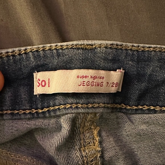 high rise jeans - Picture 3 of 3